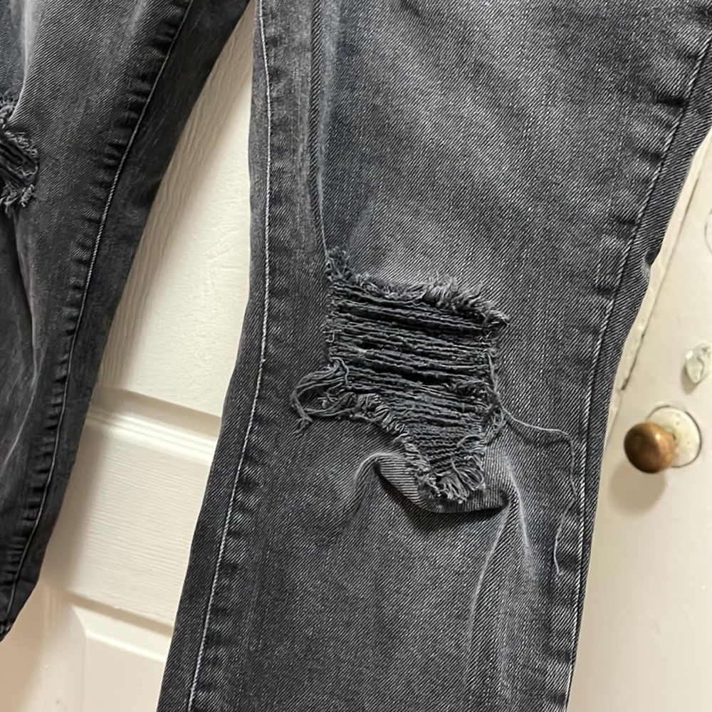 Good American Ripped Jeans - Picture 3 of 3